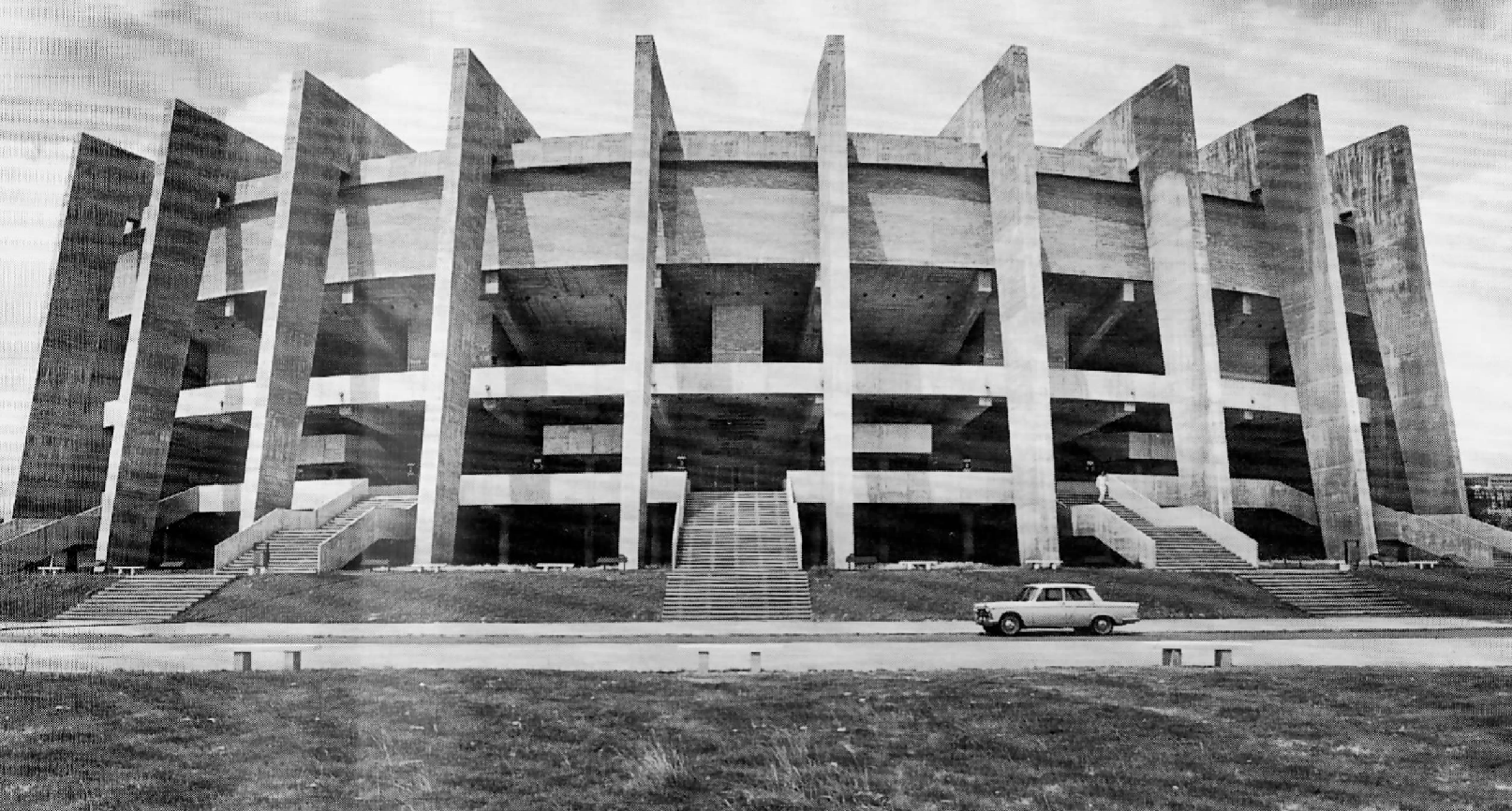 Salón de actos o paraninfo Universidad laboral de Cheste